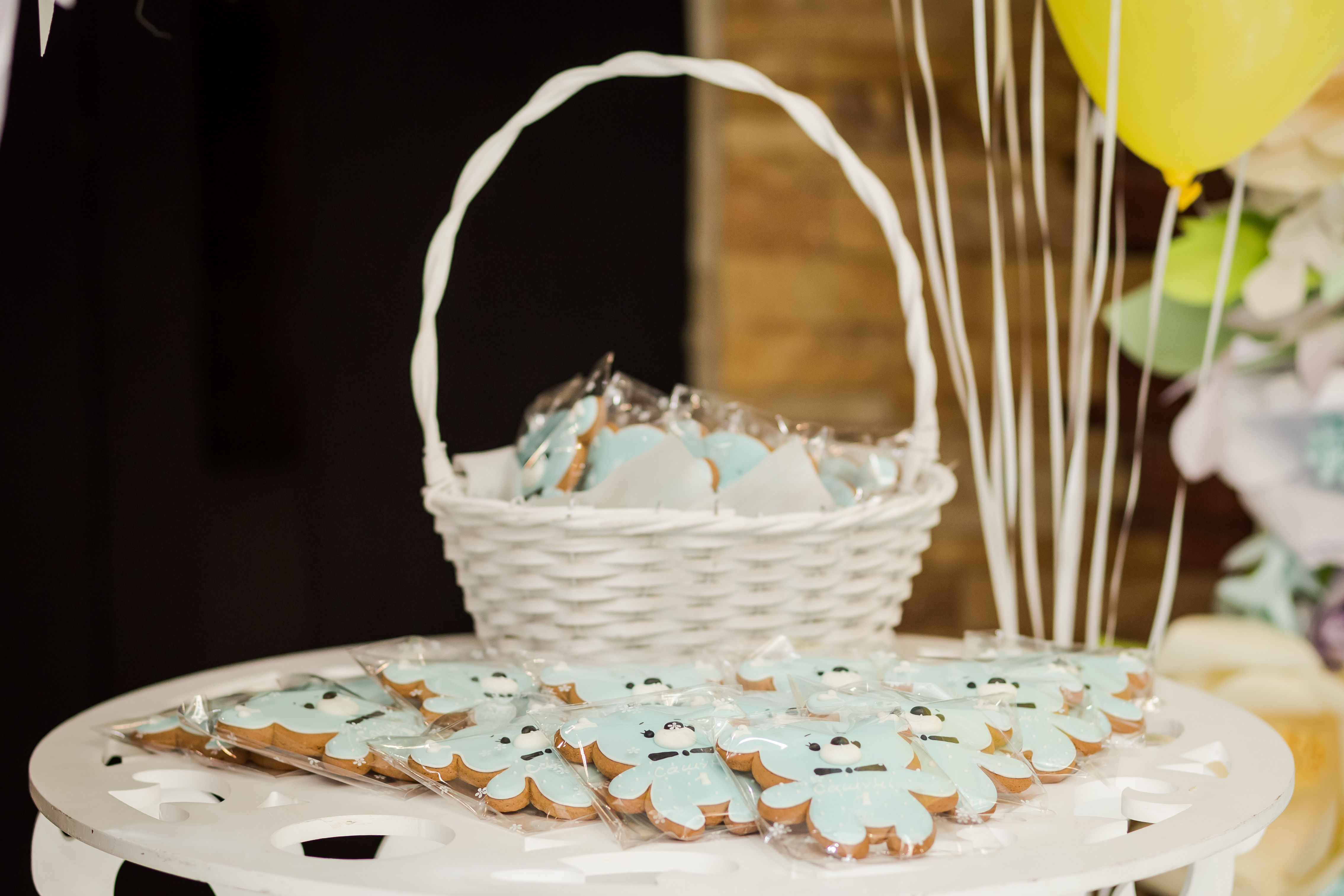 Baby Shower Cookie Favors.