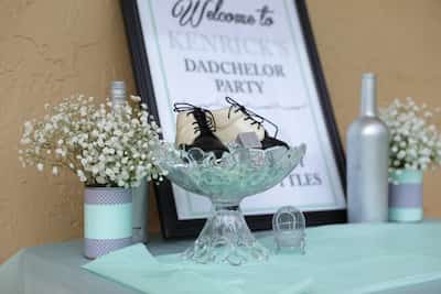 Celebrate a new baby with Dad:  Check out how! Dadchelor shower just for Dad