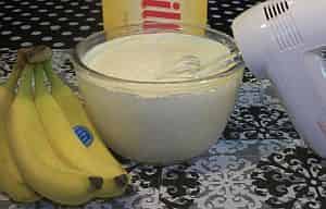 Mix Pudding and Milk until thick.