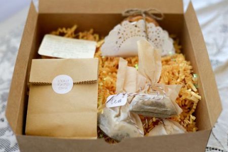 Biscotti Wedding Favor Finishing Touches