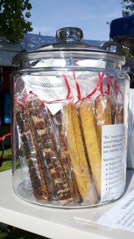 Biscotti Wedding Favor Idea