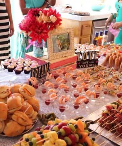 Relaxed Celebration: Casual Buffet Table for a Wedding Shower Casual Wedding Shower Buffet Table Offering Easy To Serve Food Options