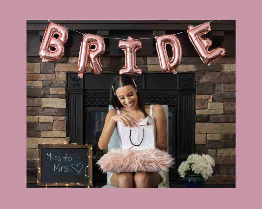 Looking for bridal shower themes?   Whatever appeals to you and your bride, you'll find it here thanks to our collection of pictures.