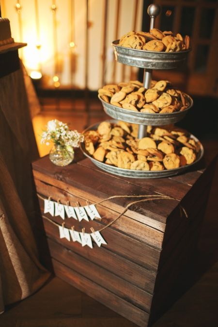 Casual Cookie Bar Wedding Favors