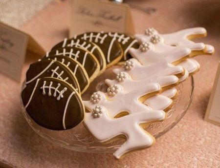 Personalized Decorated Wedding Cookie Favors