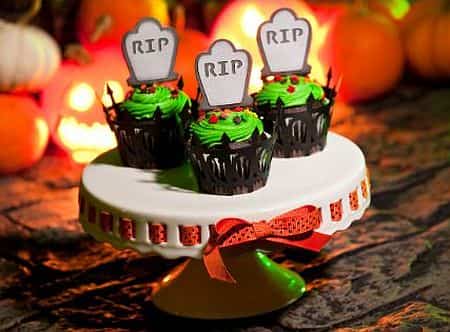 Halloween Cupcakes Graveyard