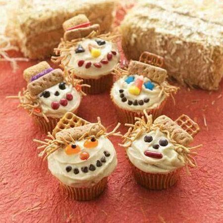 Scarecrow Halloween Cupcake Ideas