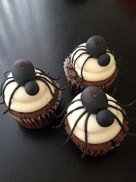 Spider Halloween Cupcakes