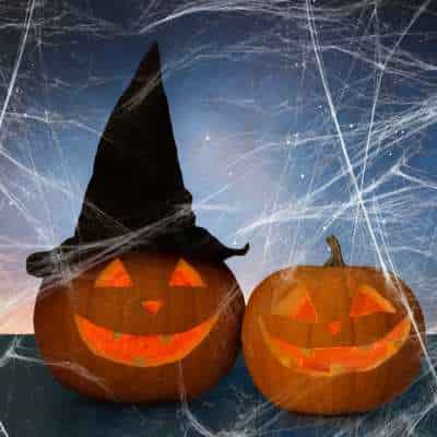 Discover fun ways to celebrate Halloween. Include smiling jack-o-lanterns into your Halloween party.