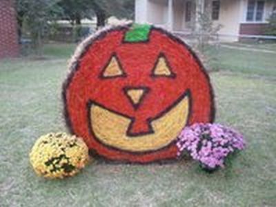 Hay bale Halloween Yard Decoration