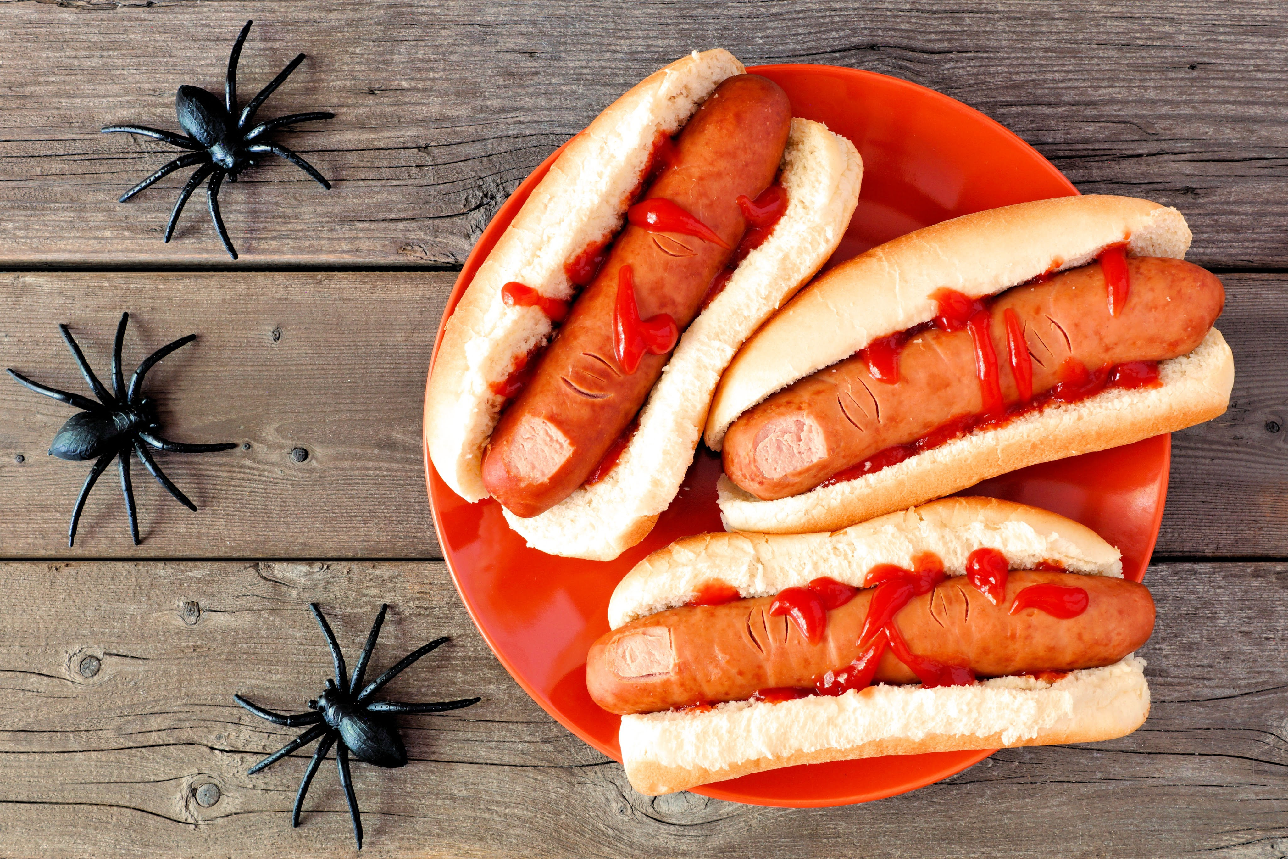 halloween-hot-dog-fingers