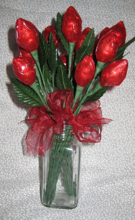 Hershey Kiss Rose Favor Idea