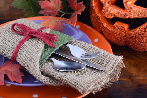 Have a Wicked Good Halloween Dinner! Utensil Holder Idea for Halloween Dinner Party