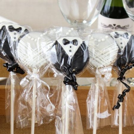 Bride & Groom Oreo Cookie Favors