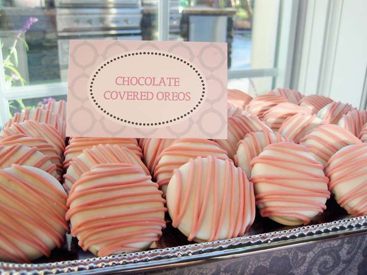 Elegant Oreo Cookie Favor Idea