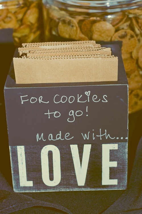 Wedding Cookie Favor Presentation