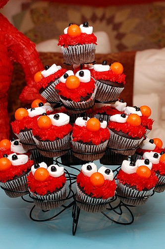 DIY Elmo Cupcakes Idea