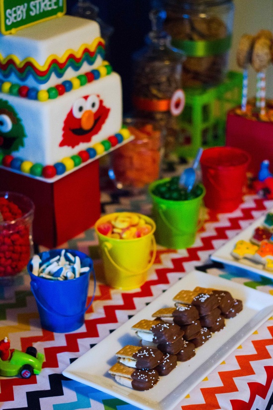 Sesame Street Birthday Party Supplies Sesame Street Decorations Sesame  Street Tableware Sesame Street Cake Plates Sesame Street Balloons - Serves  16 Guests - Walmart.com