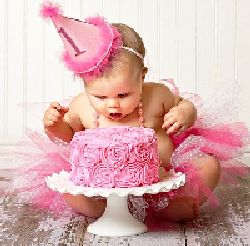 Precious First Girl Birthday Picture
