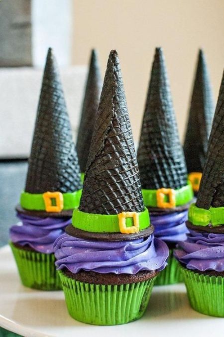 Witch Hat Halloween Cupcake Ideas
