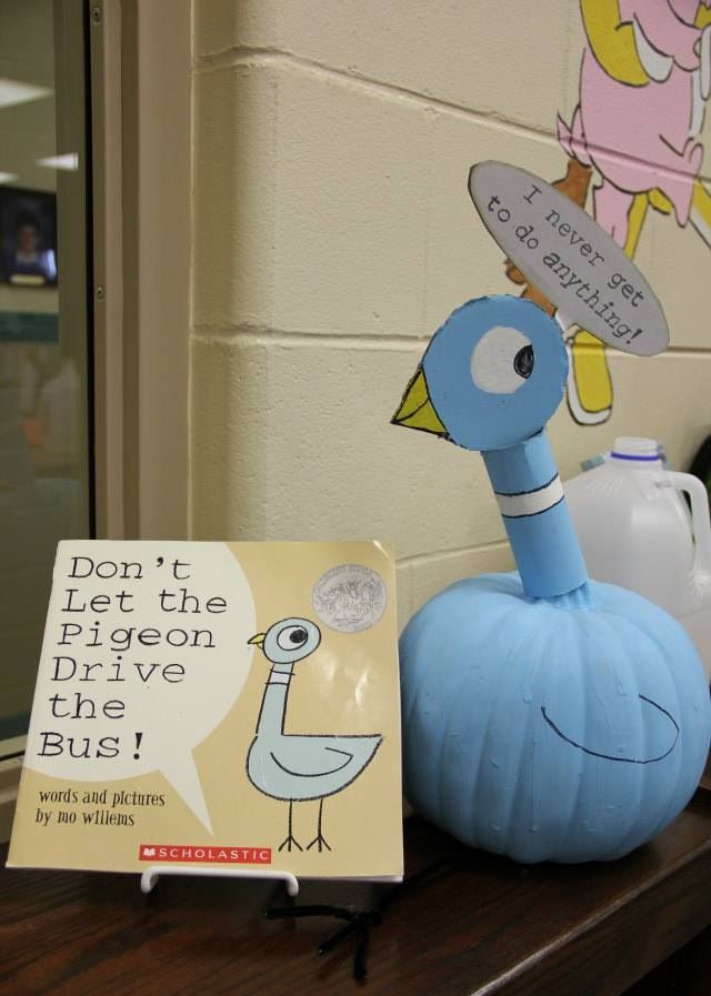 Pigeon Halloween Pumpkin
