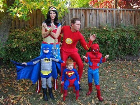 Halloween Super Family