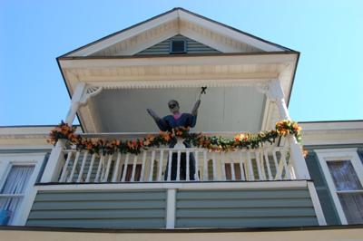 Horror House Halloween Yard Decorations