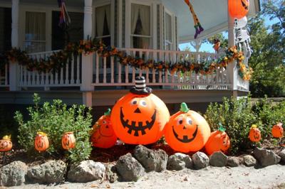 Happy Pumpkin Halloween Yard Decorations