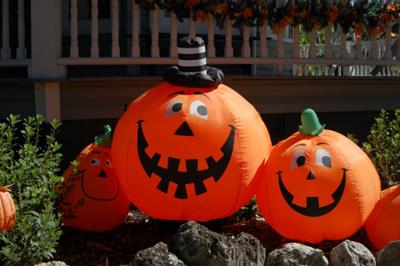 Inflatable Jack-O-Lantern Halloween Yard Decorations