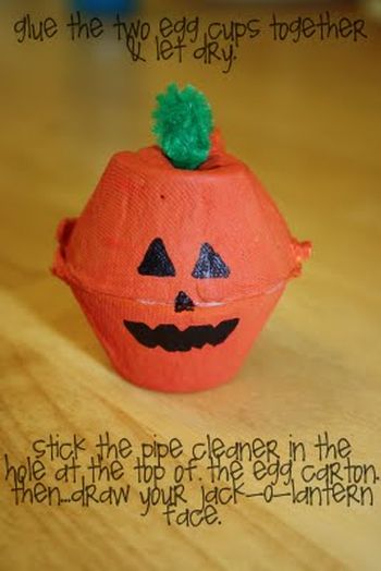 Halloween Egg Carton Pumpkin